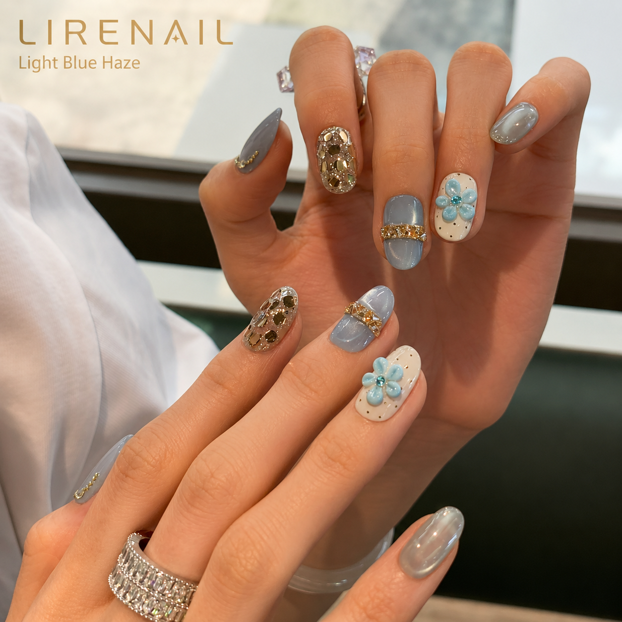 Light Blue Haze – Soft Blue Crystal Floral Press-On Nails