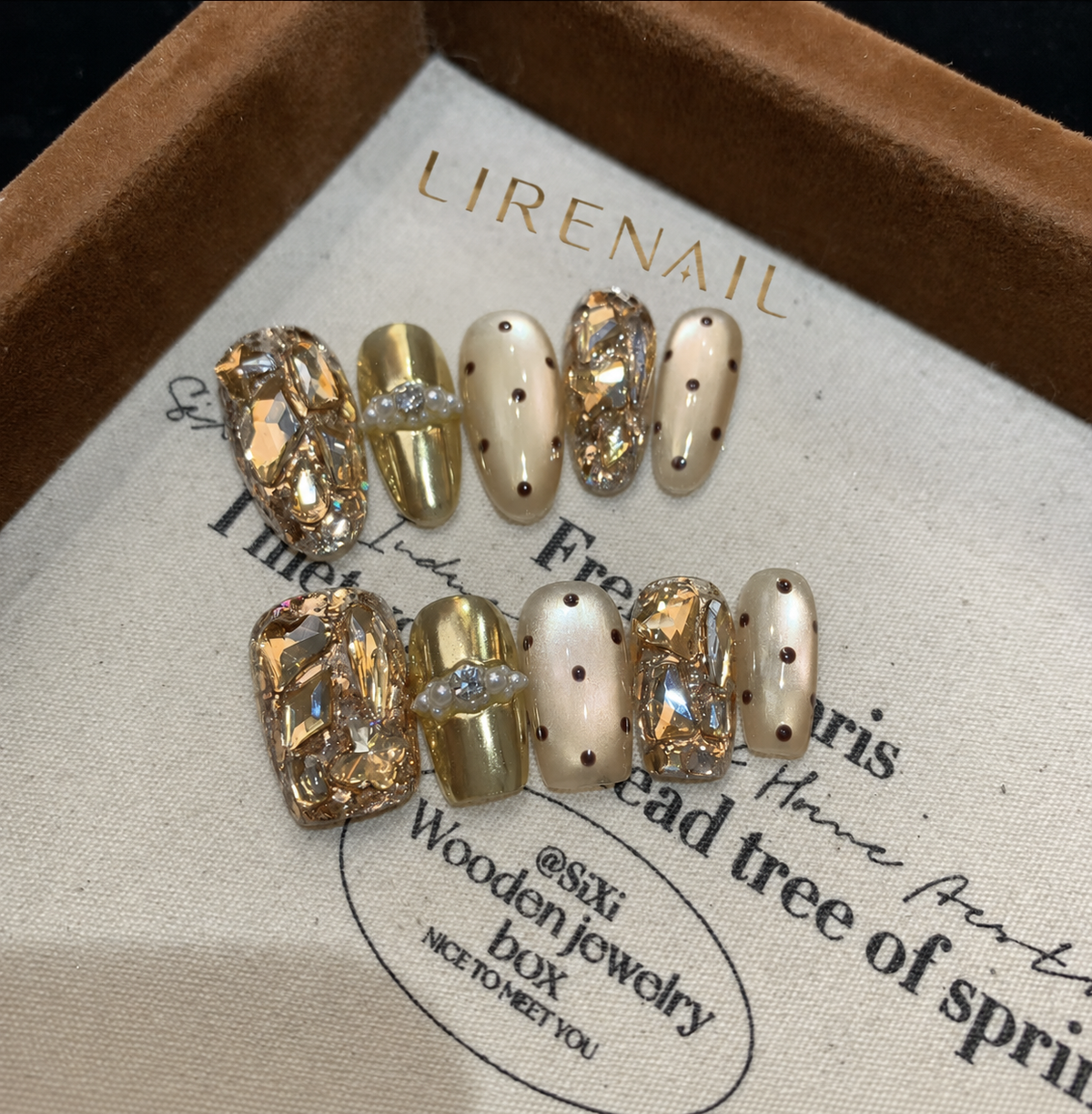 Gilded Pearl – Gold Pearl Crystal Press-On Nails