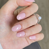 Apricot Whisper S Oval oval press-on nails