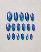 Aurora Blue Cat Eye almond cat-eye nail detail