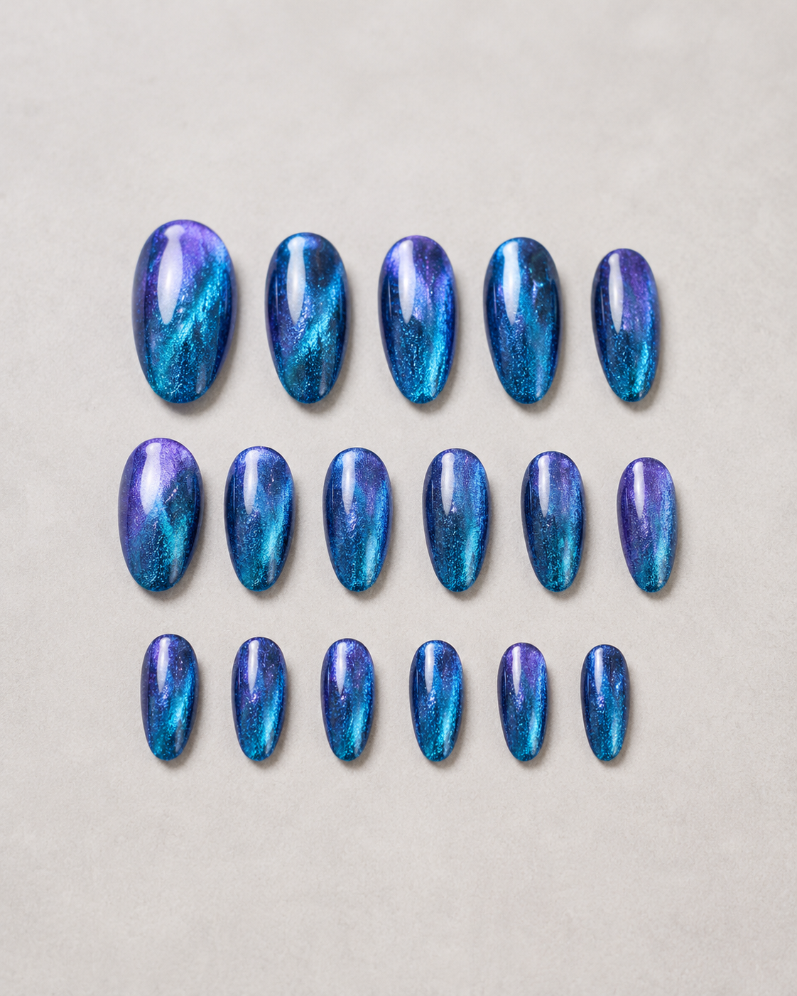 Aurora Blue Cat Eye almond cat-eye nail detail