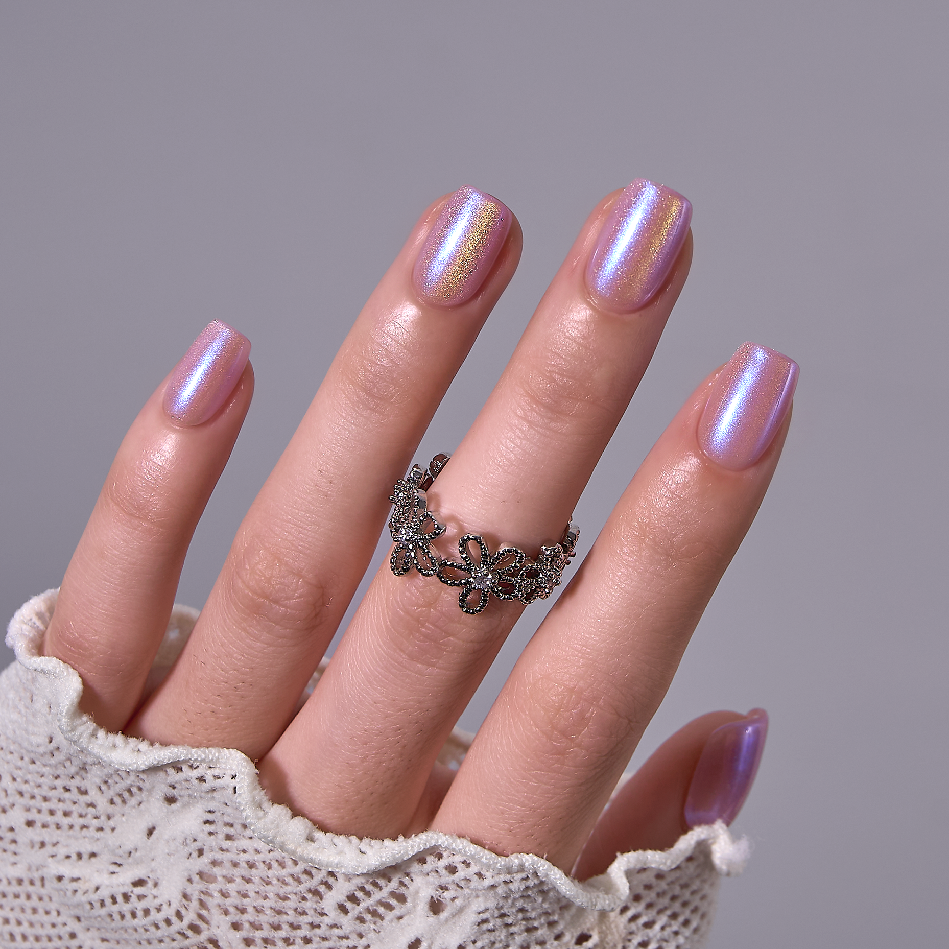 Aurora Blush S Squoval short squoval press-on nails