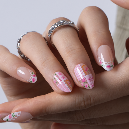 Berry Lace S Almond almond press-on nails