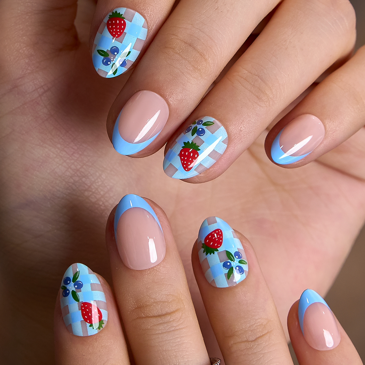 Berry Picnic RS Almond almond press-on nails