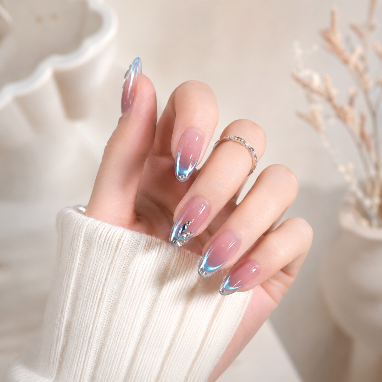 Blue Aura French – L Almond