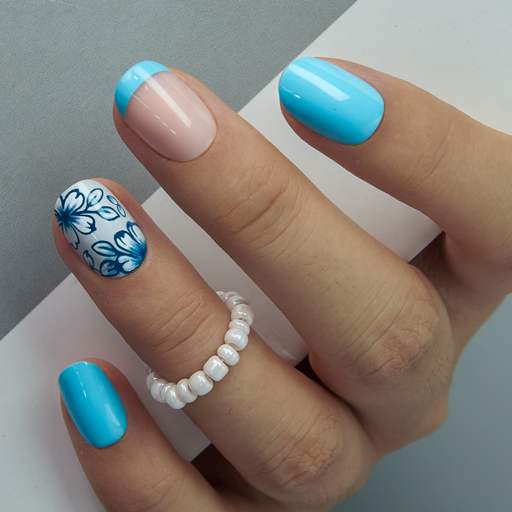 Blue Blossom Rs squoval press-on nails
