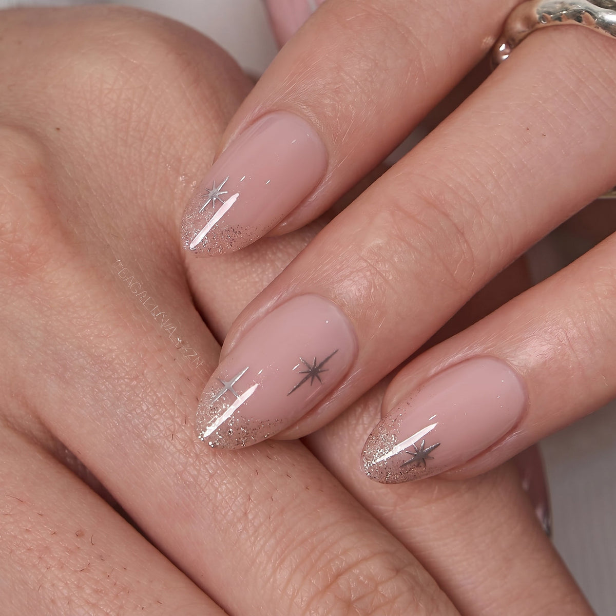 Blush Gleam S Almond short almond press-on nails