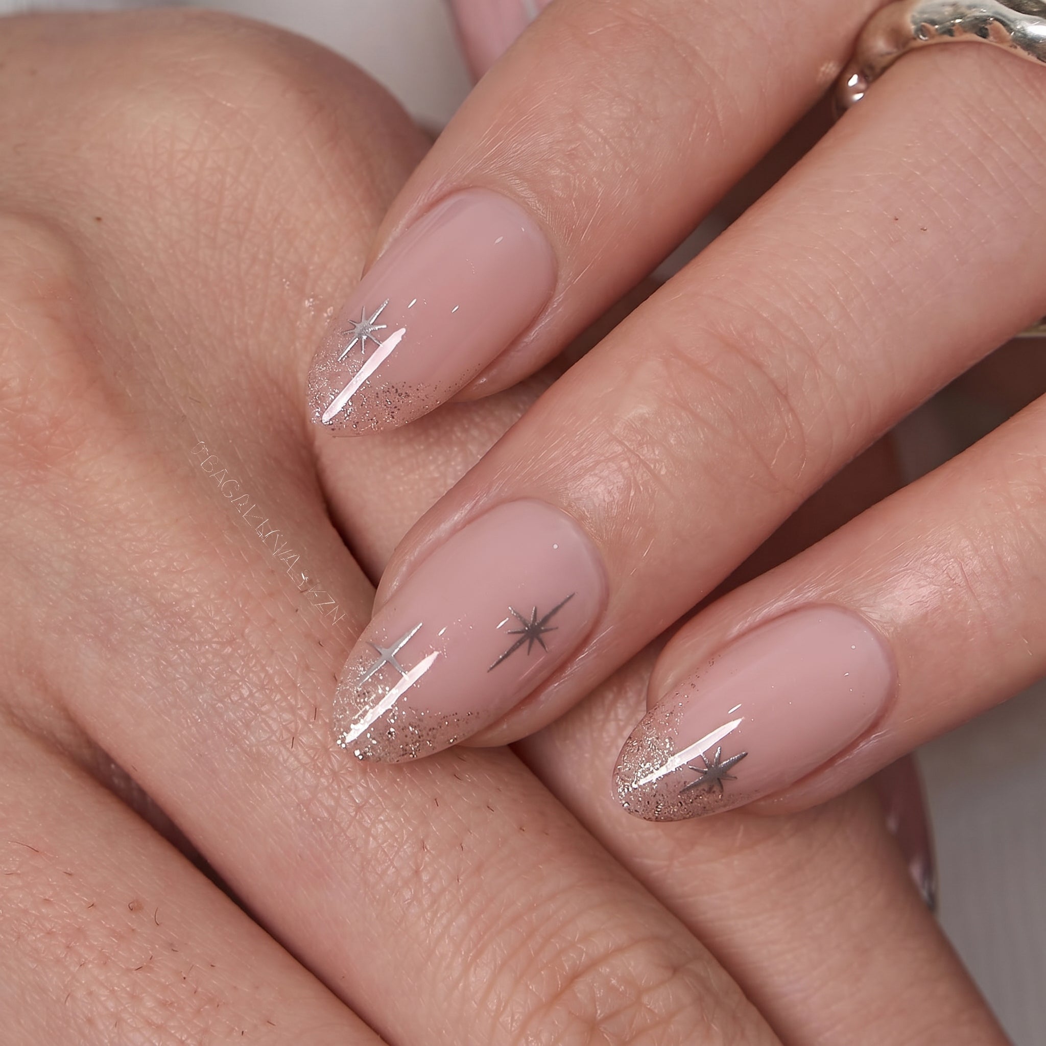 Blush Gleam S Almond short almond press-on nails
