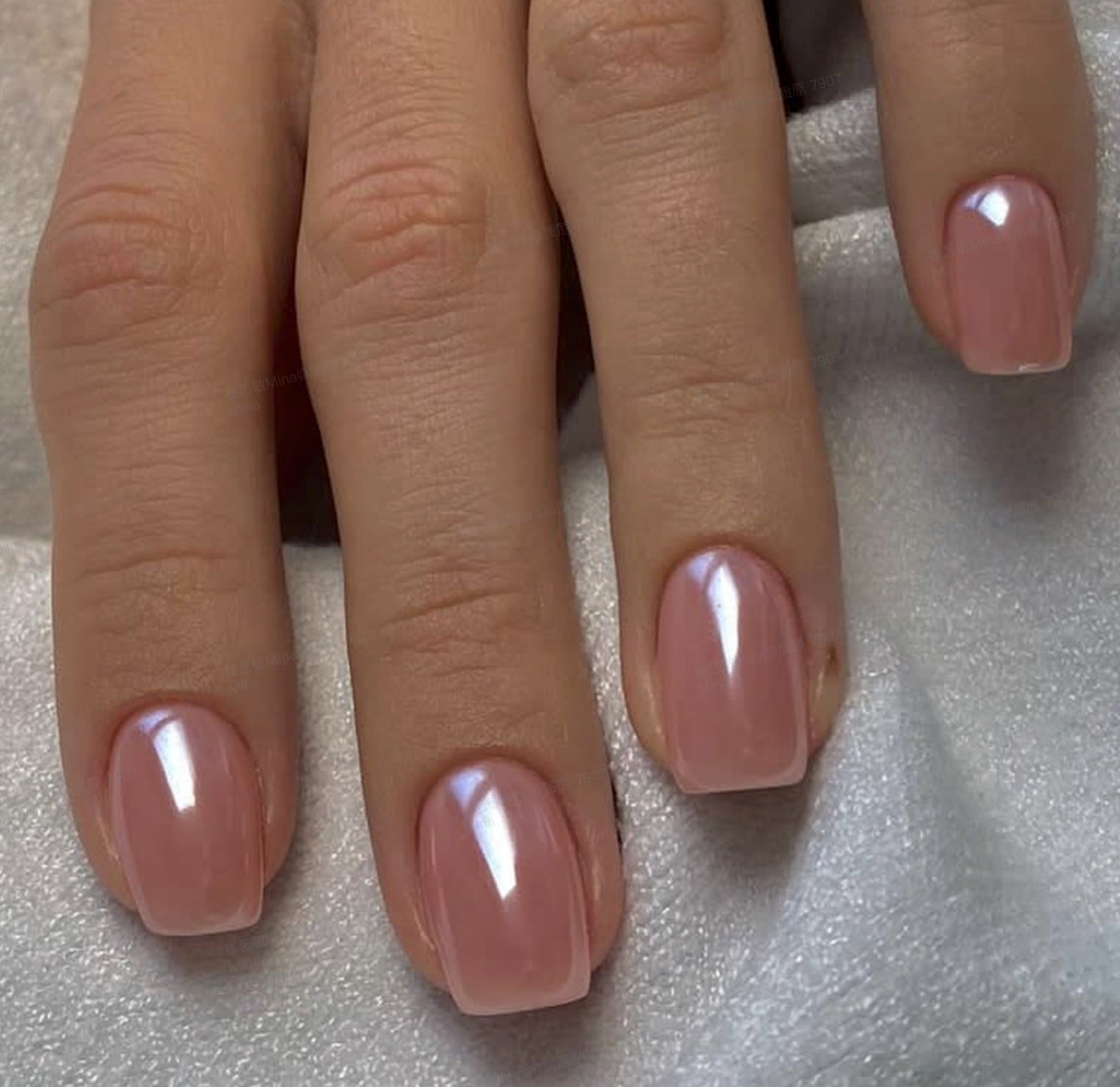 Blush Glossy short squoval press-on nails