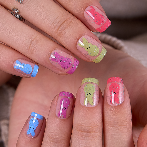Bunny Sparkle S Squoval squoval press-on nails