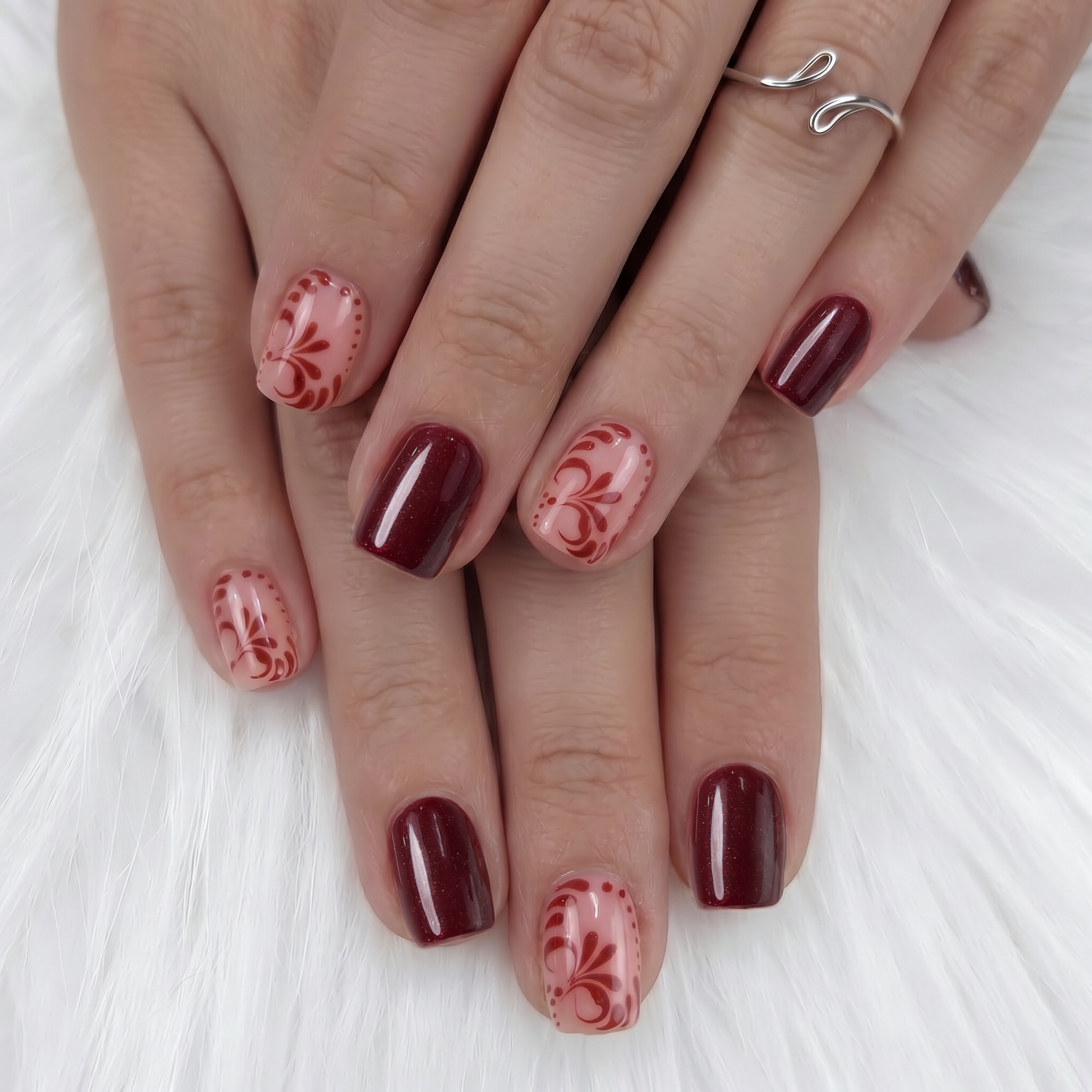 Burgundy Muse - S Squoval short squoval press-on nails