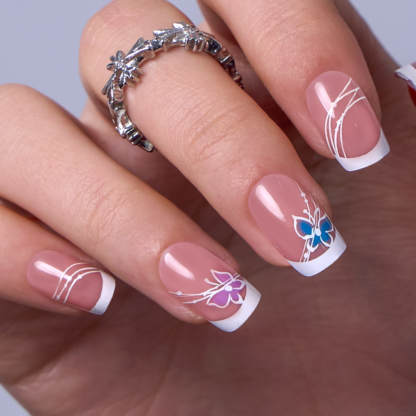Butterfly French – M Squoval