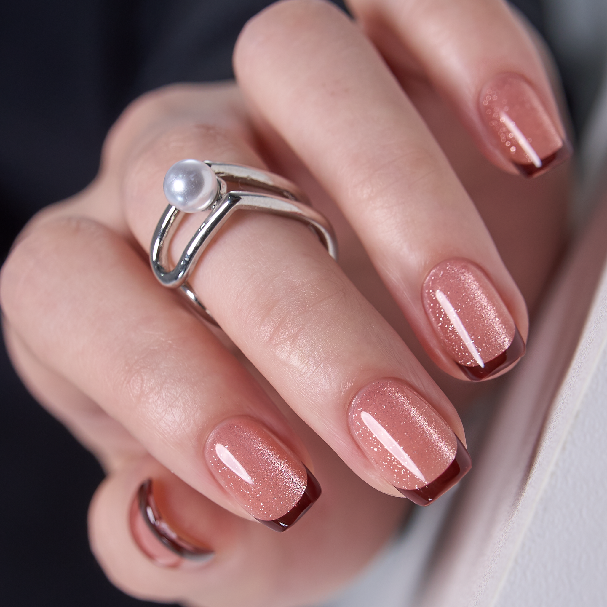 Caramel Dusk - S Squoval short squoval press-on nails