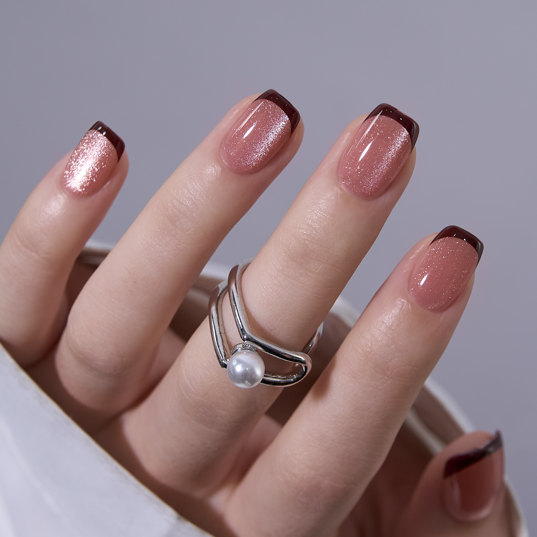 Caramel Dusk - S Squoval short squoval press-on nails