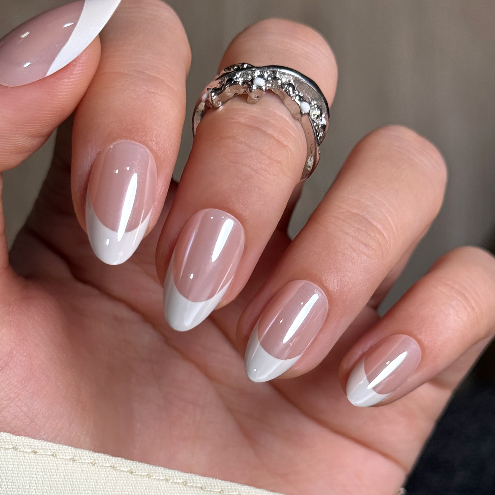 Classic Grace – S Almond