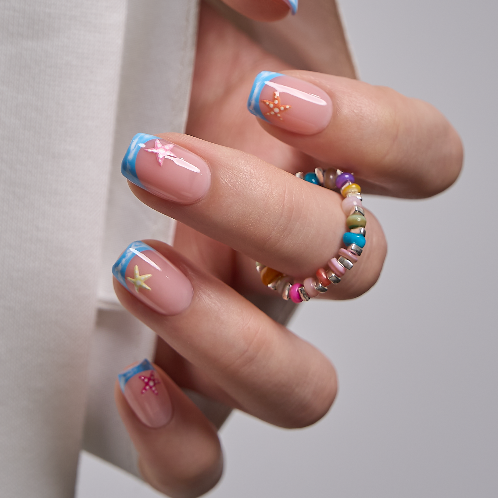 Coastal Star S Squoval short squoval press-on nails