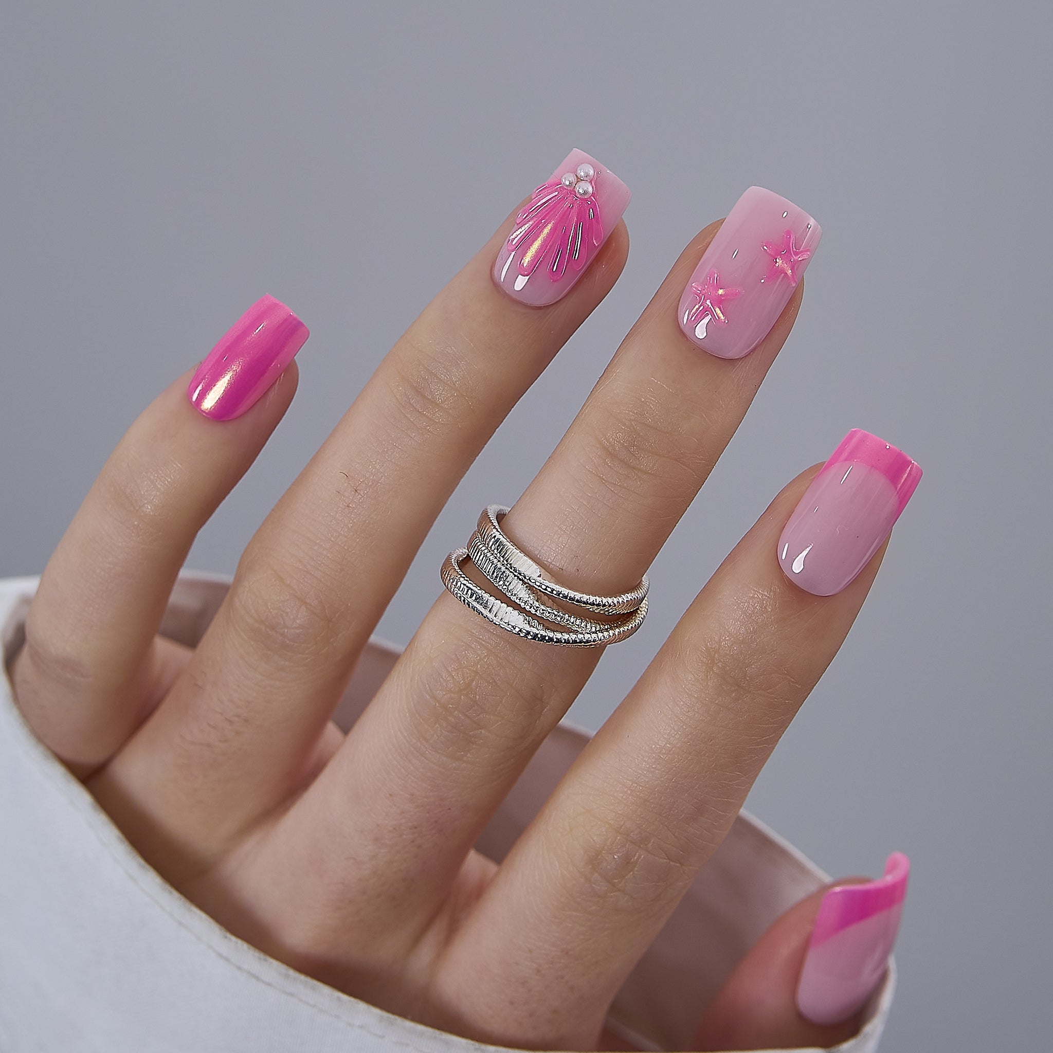 Designer s Pick | Coral Tide M Squoval medium squoval press-on nails