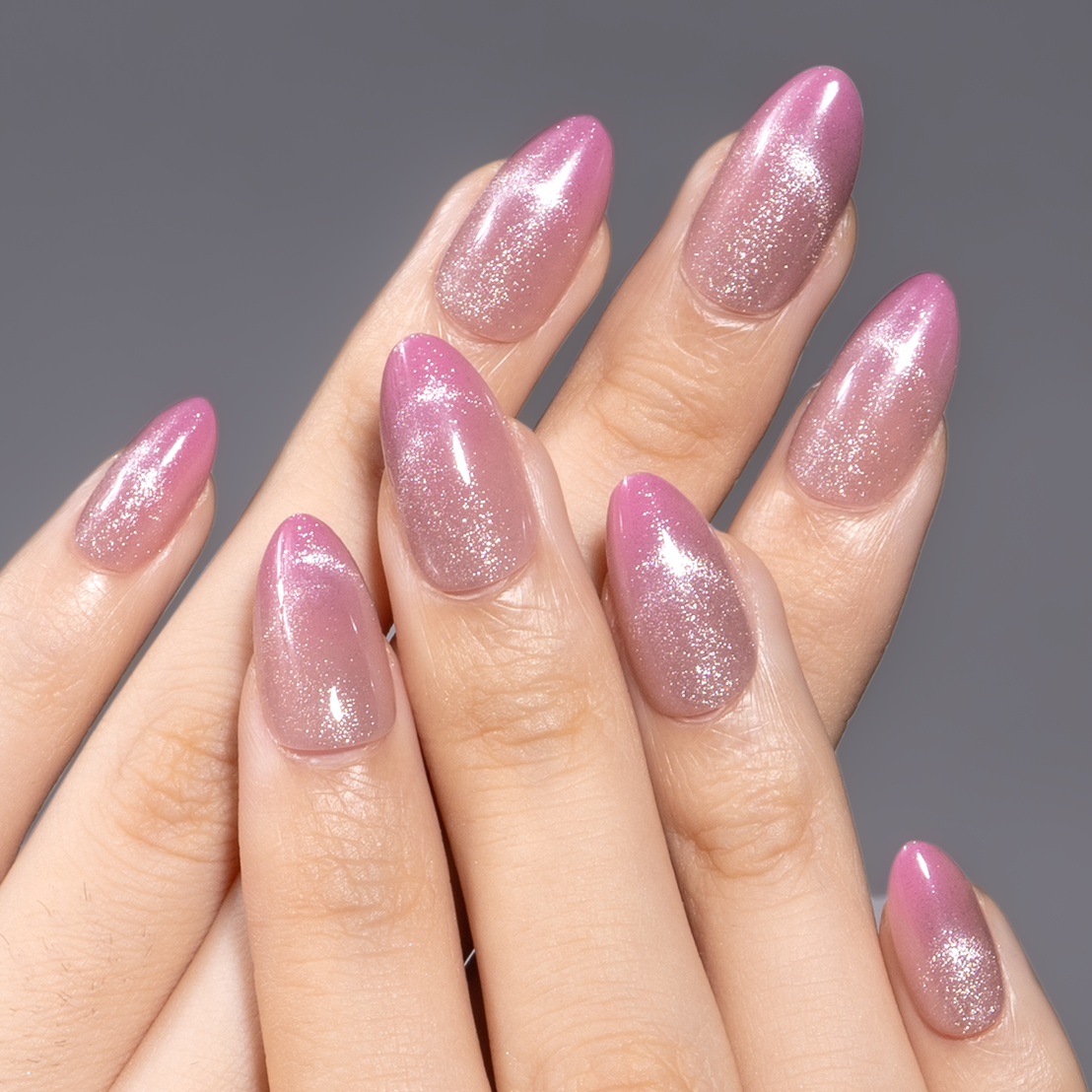 Crystal Dream short almond press-on nails