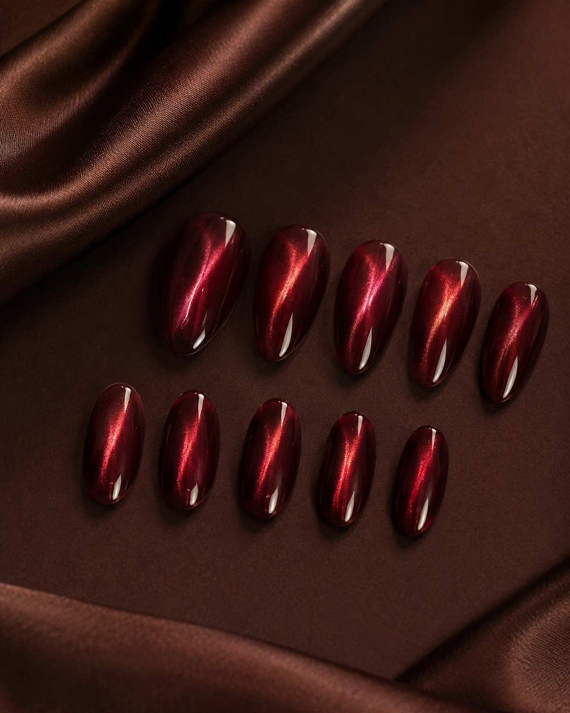 Red Almond Short press-on nails by Lirenail - detail view
