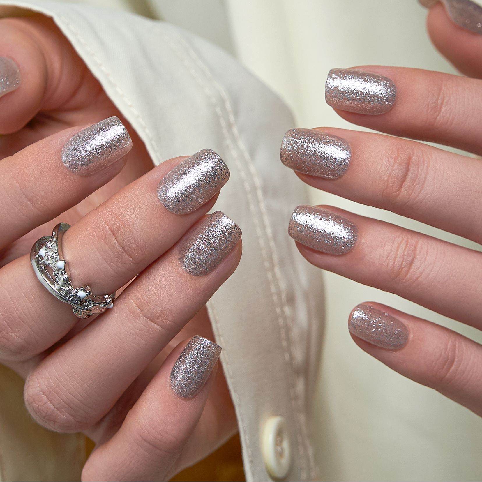 Dazzling Galaxy short squoval nail detail
