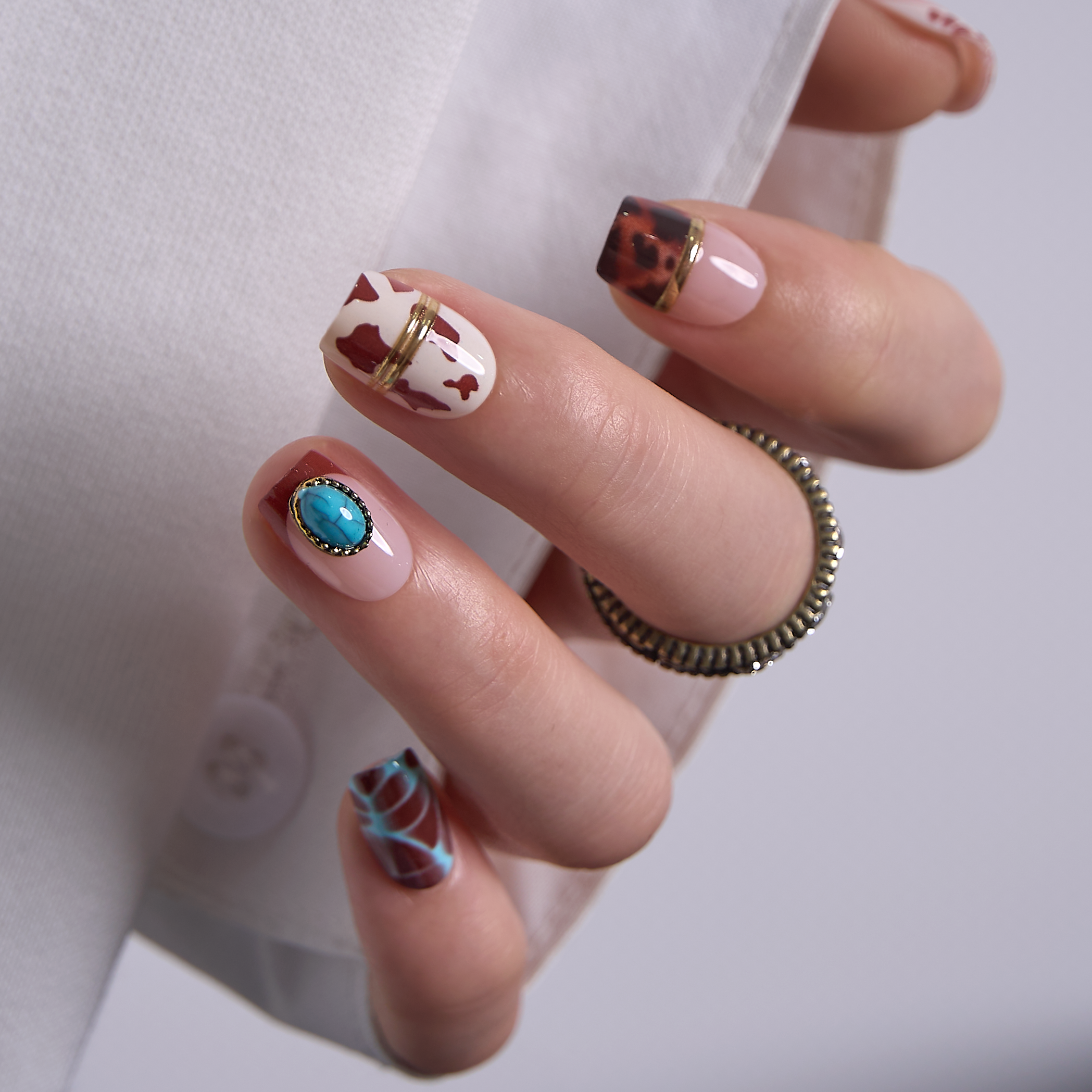 Desert Jewel S Squoval squoval press-on nails