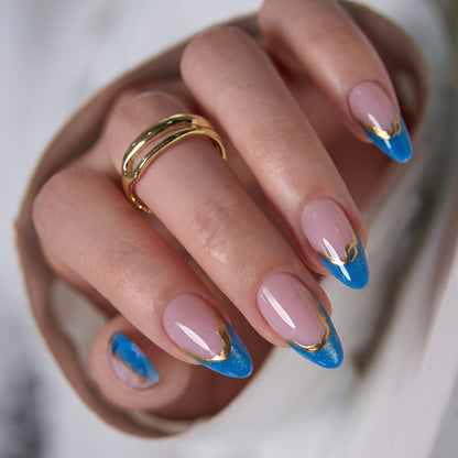 Designer s Pick | Sapphire Flame M Almond short almond press-on nails