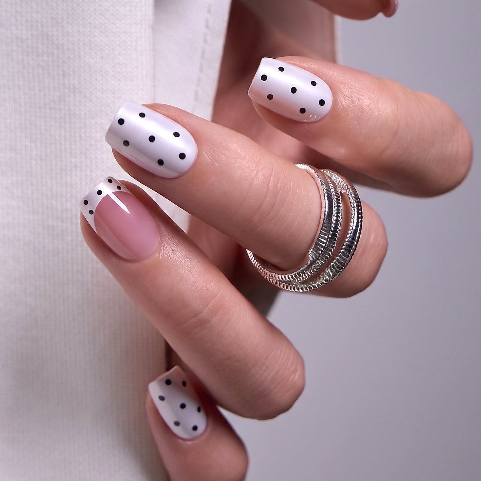 Dot Darling S Squoval squoval press-on nails