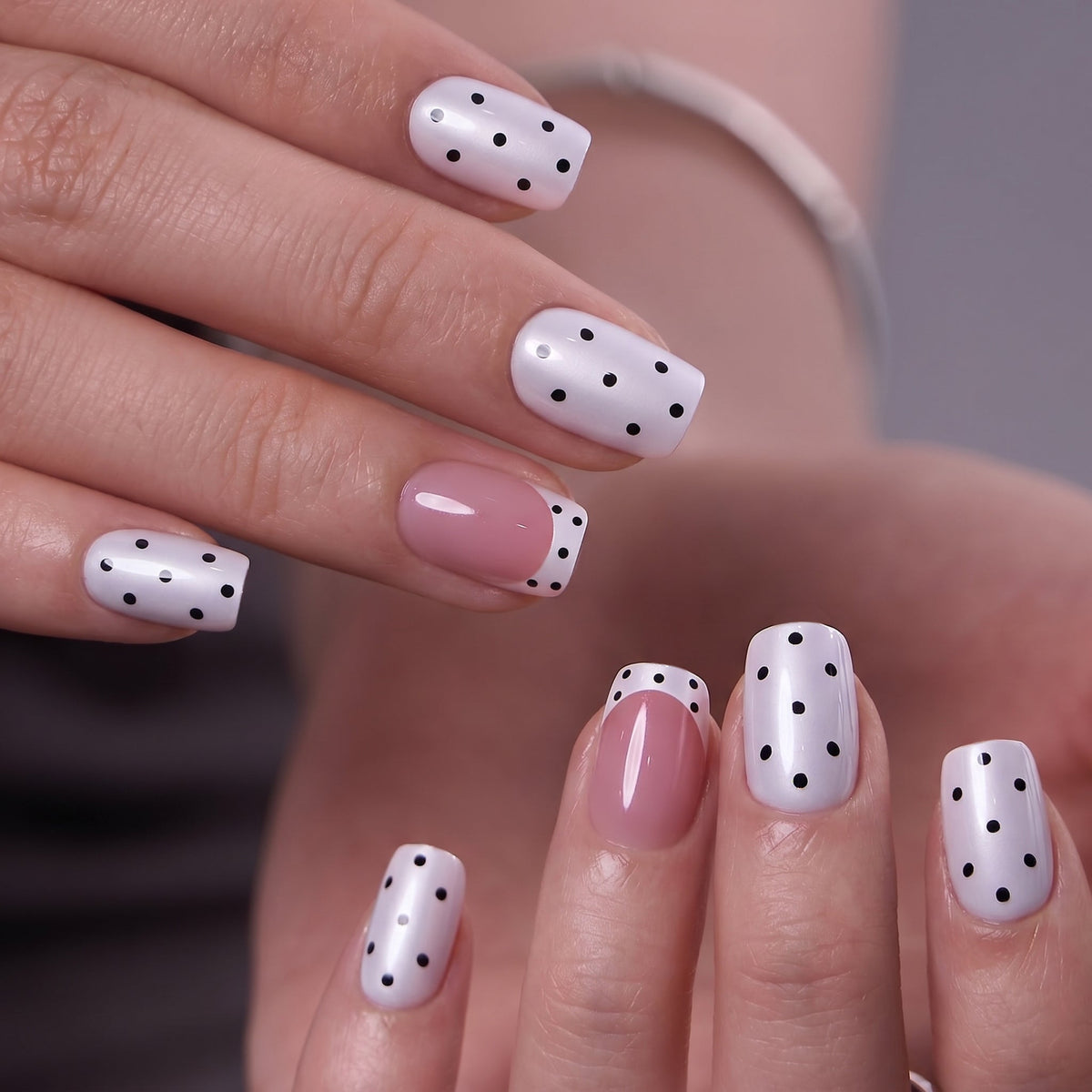 Dot Darling S Squoval squoval press-on nails