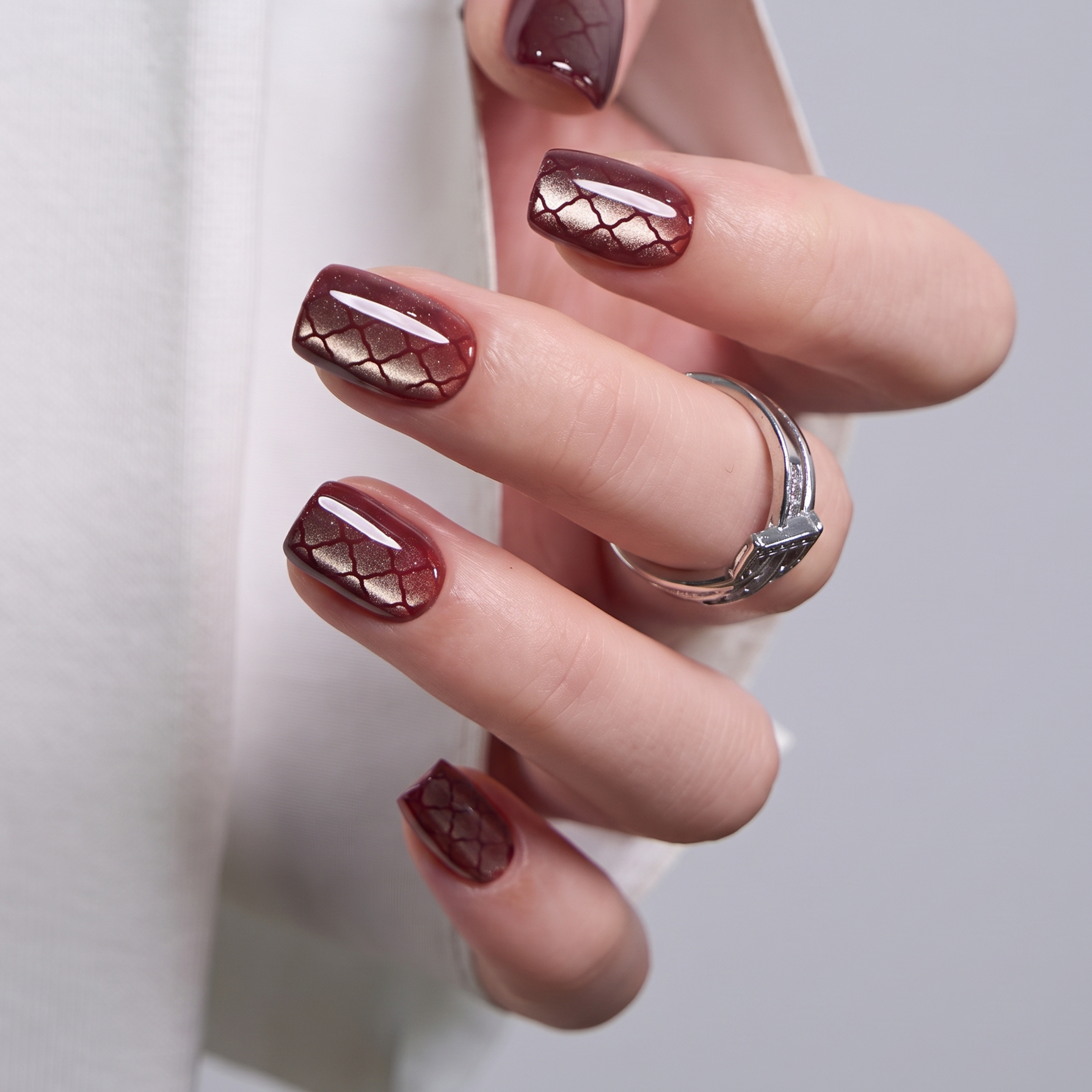 Dragon Ruby - S Squoval short squoval press-on nails