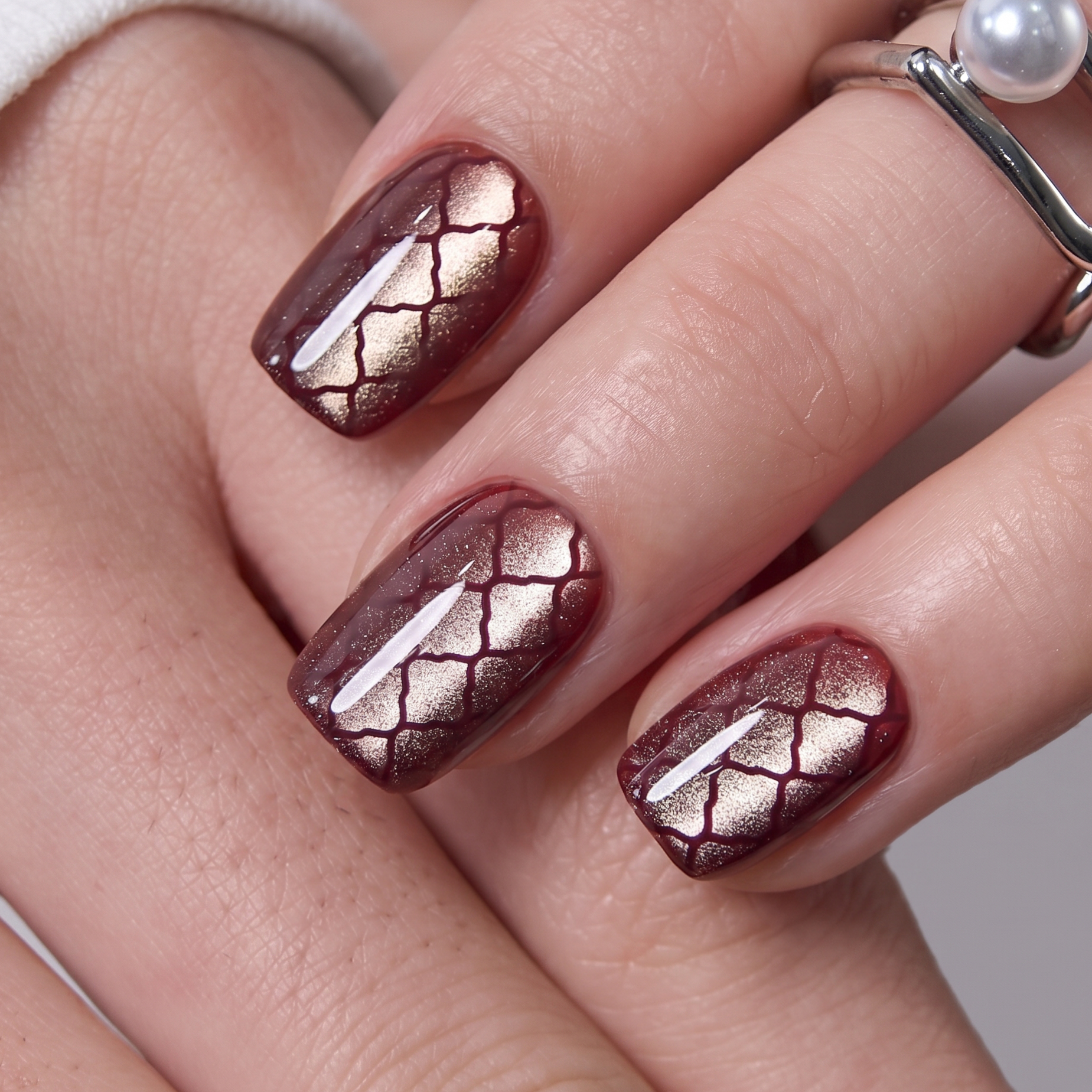 Dragon Ruby - S Squoval short squoval press-on nails
