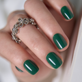 Emerald Muse Rs squoval press-on nails