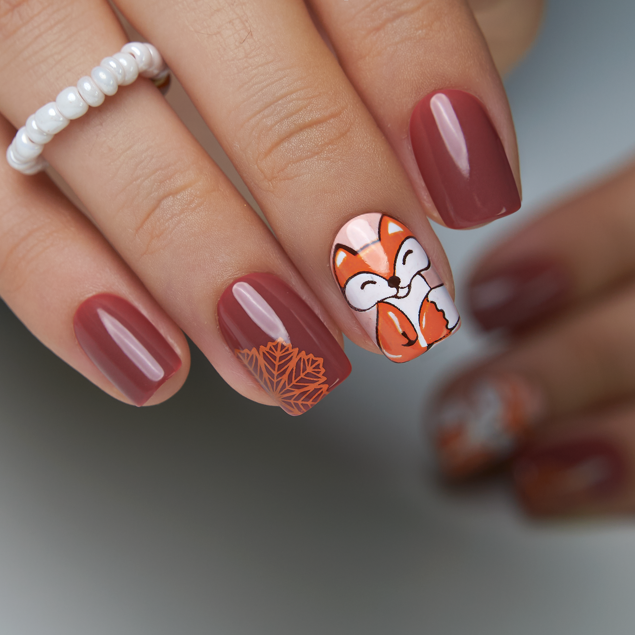 Fox And Foliage short squoval press-on nails