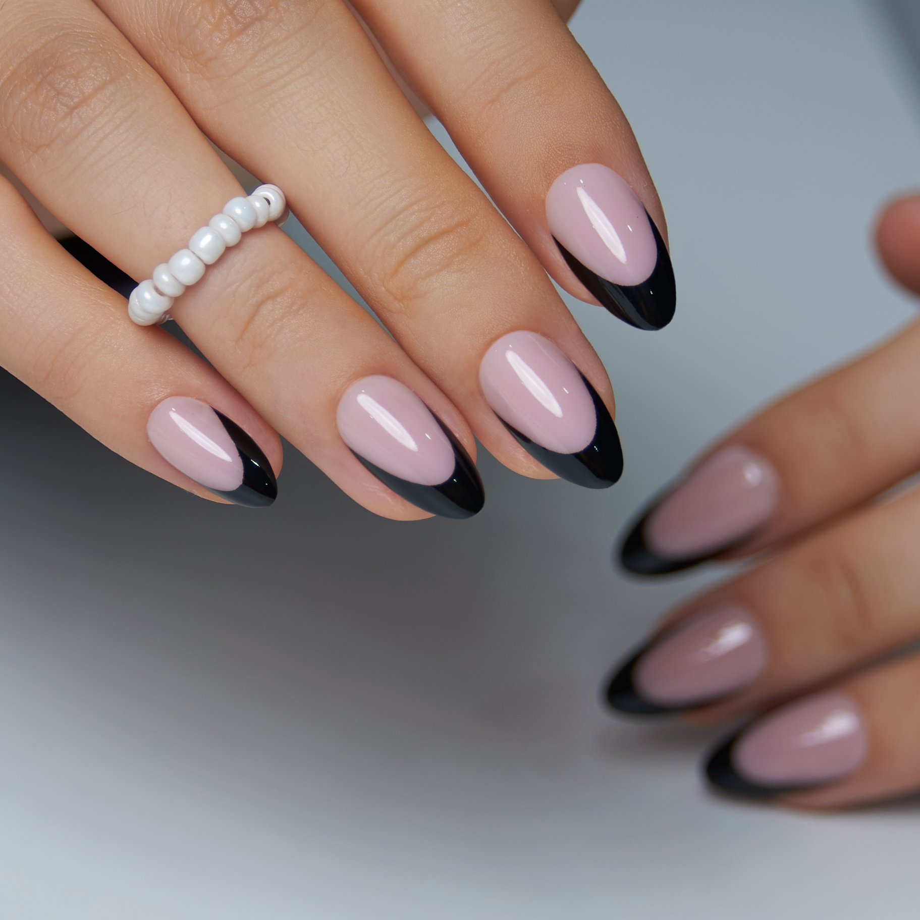French Blend S Almond almond press-on nails
