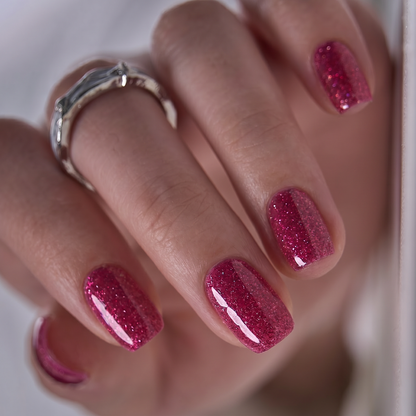 Fuchsia Fever S Squoval short squoval press-on nails