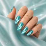 Galaxy Aurora Cat Eye press-on nail set side view