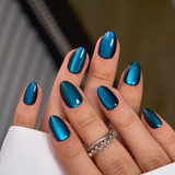 Galaxy Charm RS Almond almond press-on nails