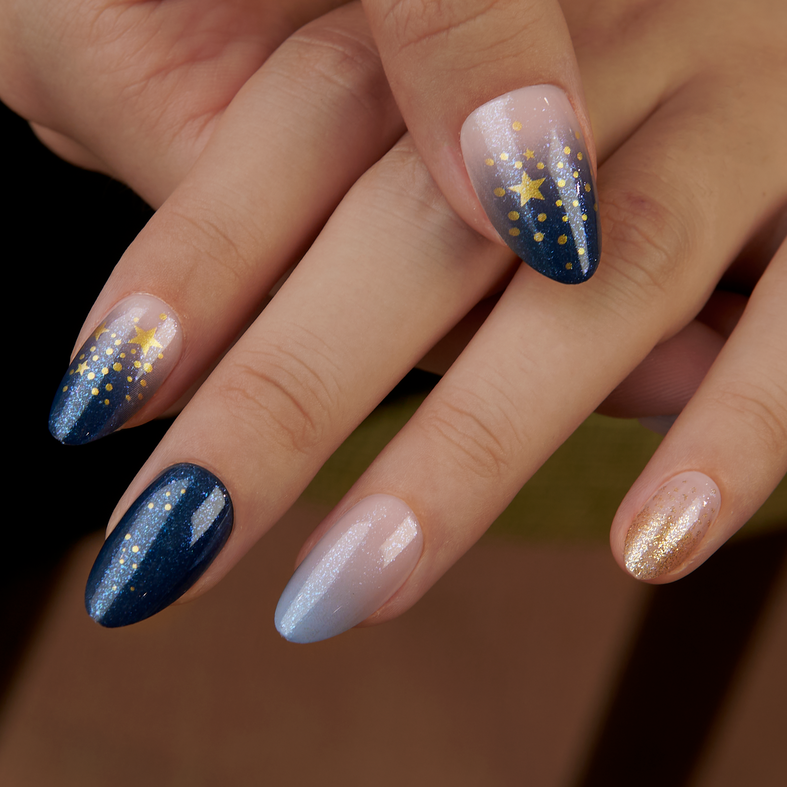 Galaxy Glow Muse – S Almond