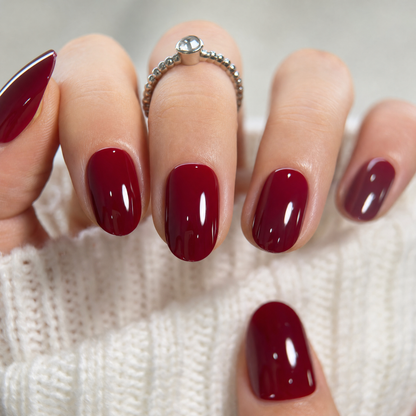 Velvet Rouge – short Oval press-on nail size guide