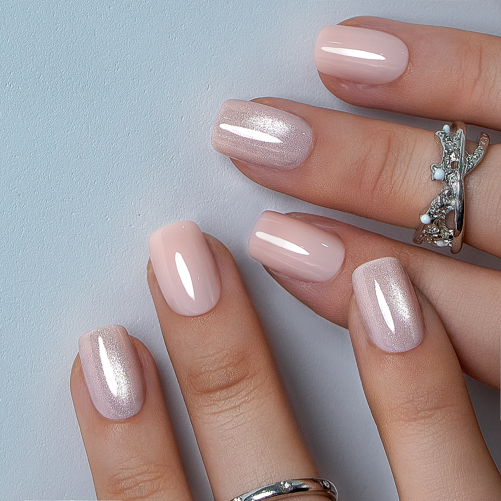 Gentle Veil S Squoval squoval press-on nails
