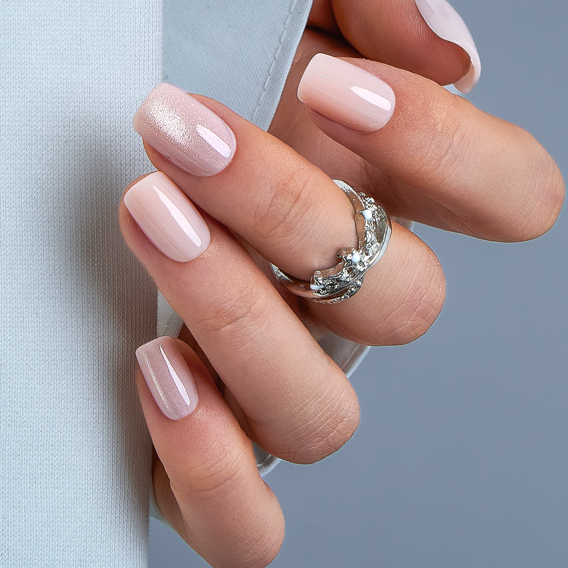 Gentle Veil S Squoval squoval press-on nails
