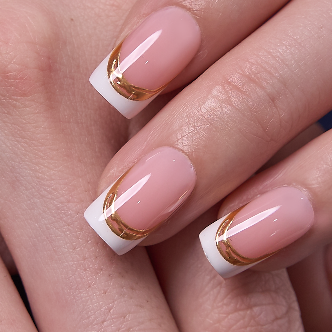 Gilded Blush M Squoval squoval press-on nails