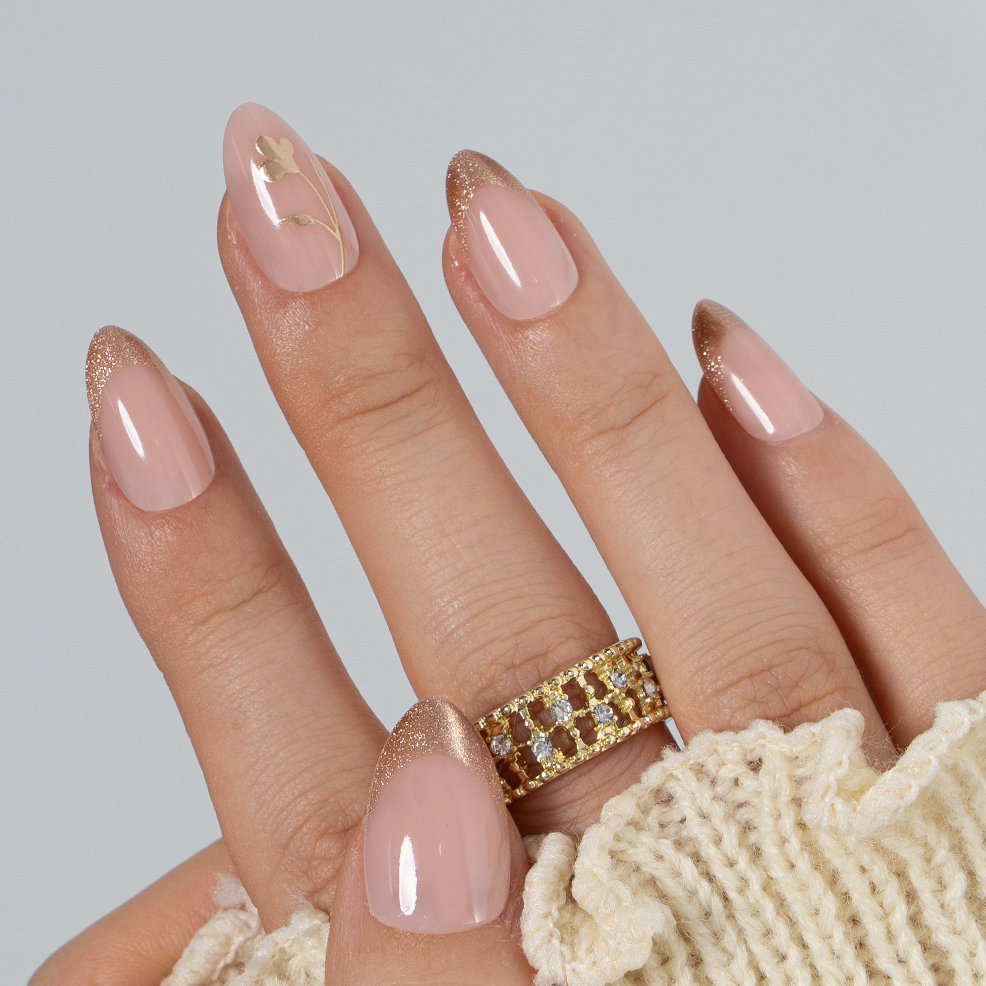 Designer s Pick | Gilded Grace S Almond almond press-on nails