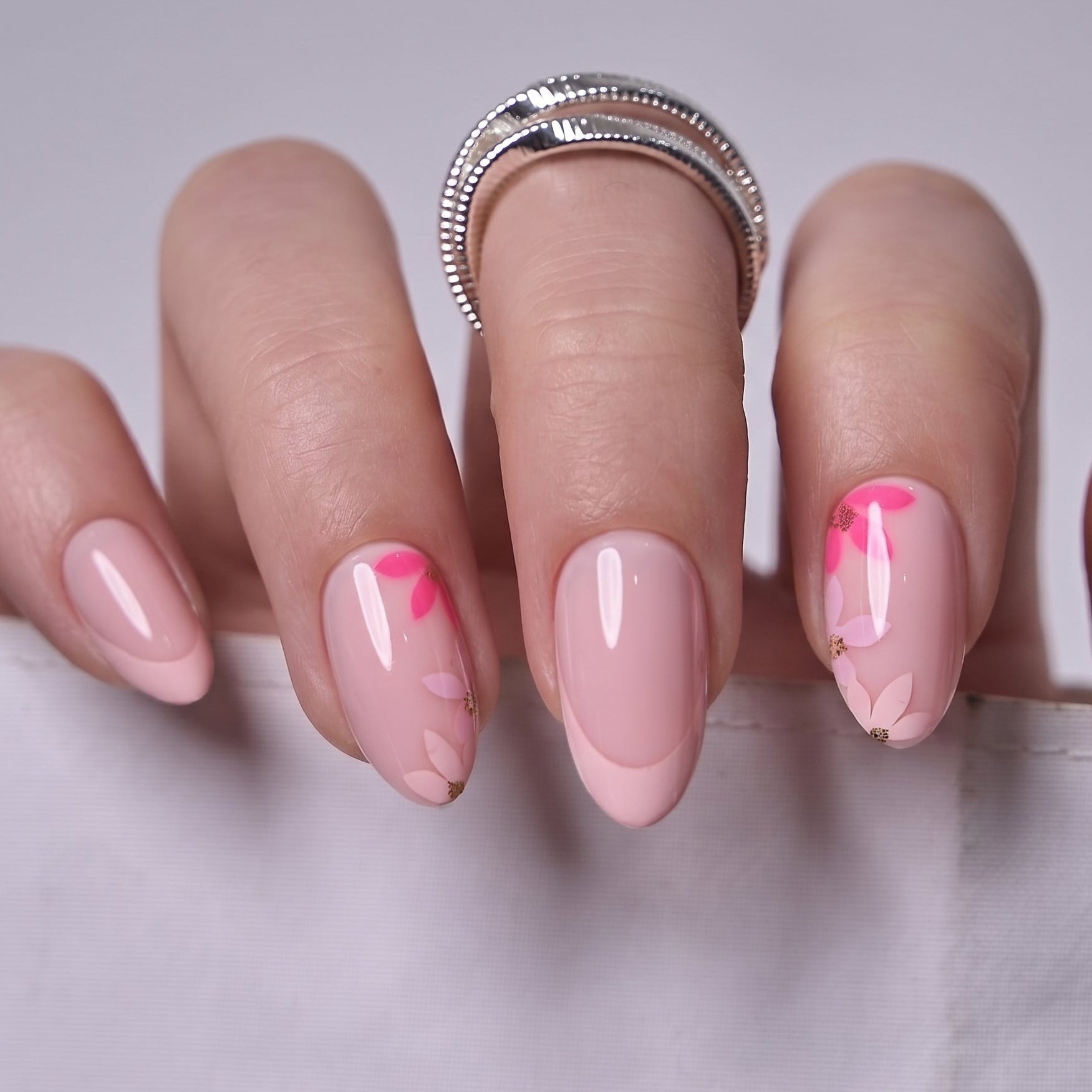 Gleam Bloom S Almond almond press-on nails