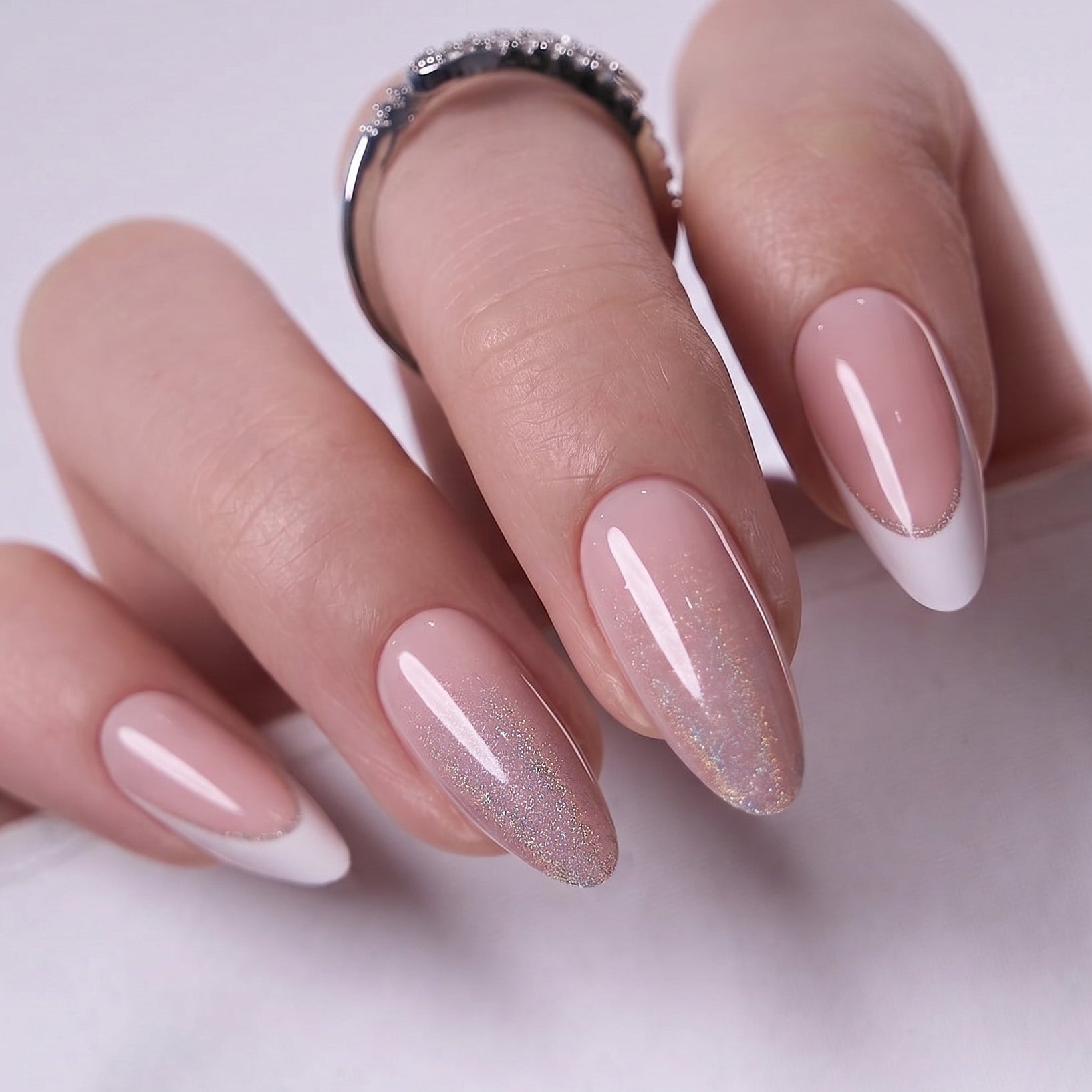 Gleam Crown L Almond almond press-on nails