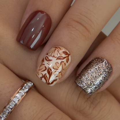 Golden Mocha short squoval nail detail