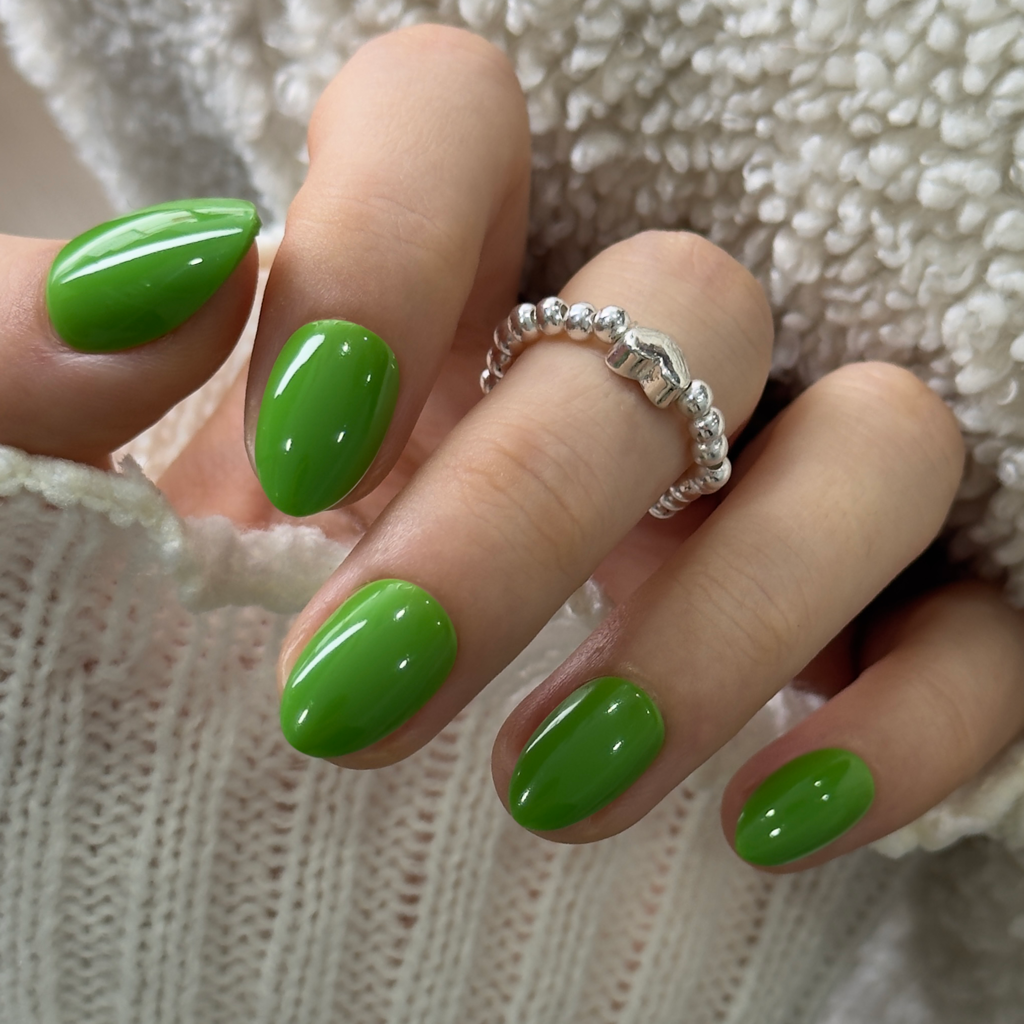 Green Muse Rs almond press-on nails