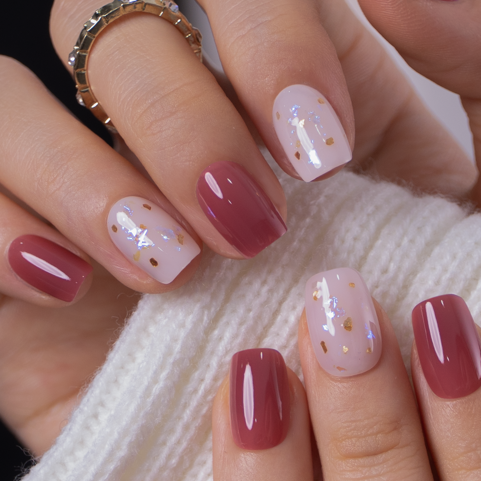 Honey Drift short squoval press-on nails