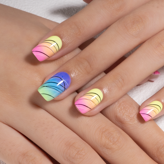 Jumping Lines medium squoval press-on nails