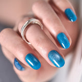 Lagoon Glow S Oval short oval press-on nails