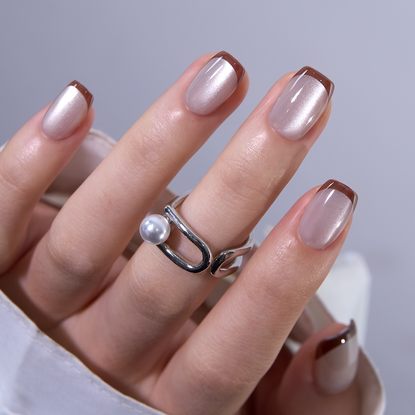 Latte Luster - S Squoval